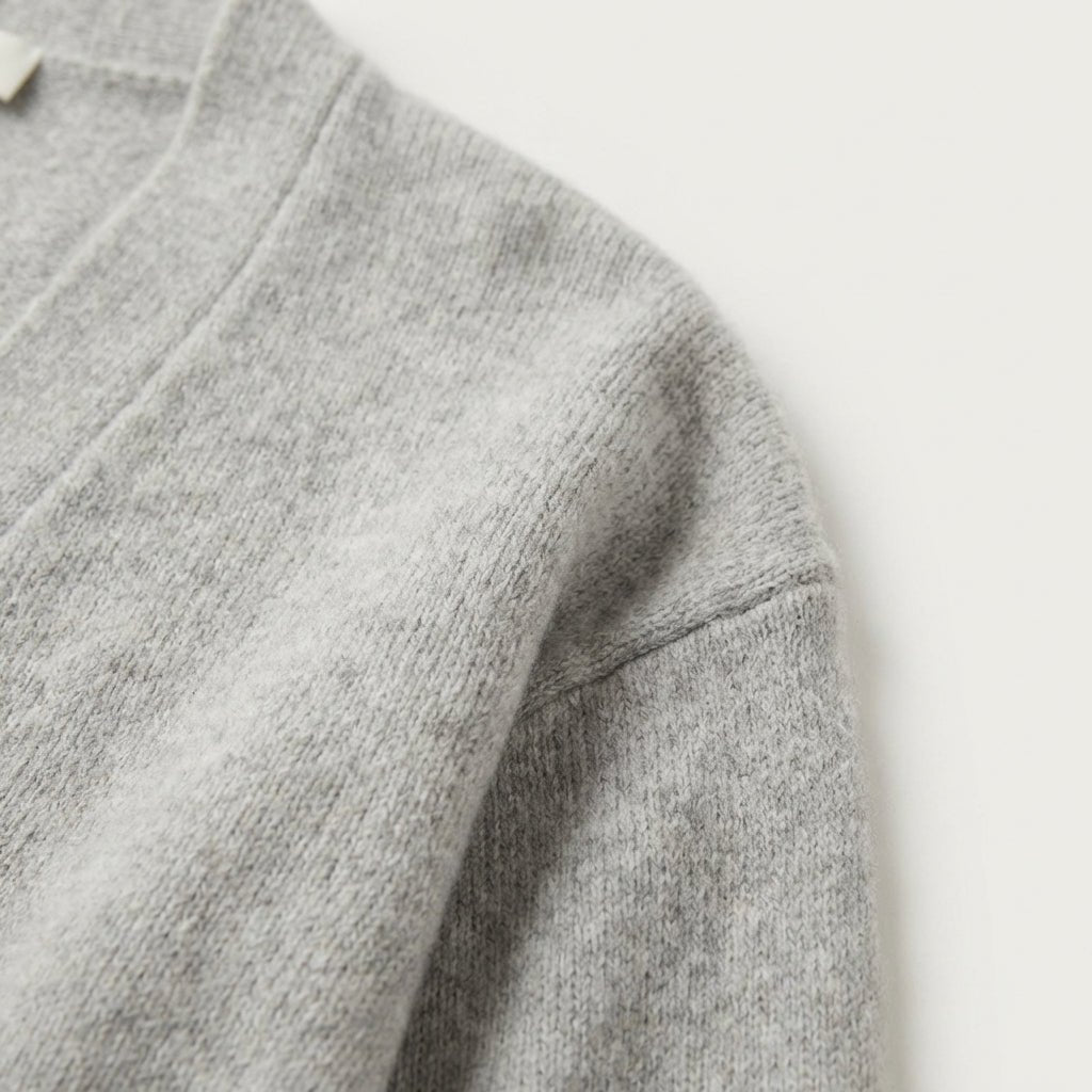Élane-Wolle und Kaschmir-Strickjacke